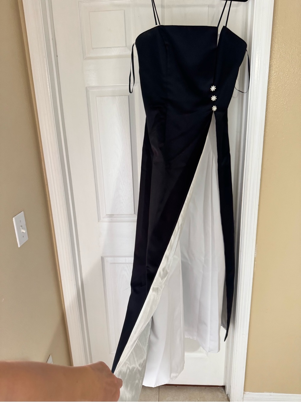 Vintage Caché Black & White Rhinestone Formal Maxi Dress Size 12